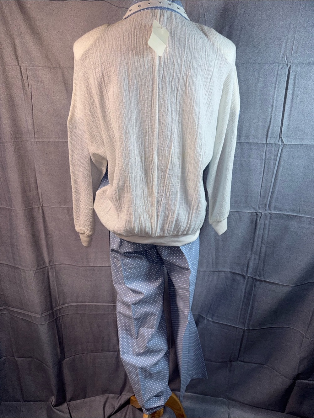 1260-Vintage REGAL Fashion Women’s Light Blue & Cream Two-Piece Pantsuit - Picture 4 of 5